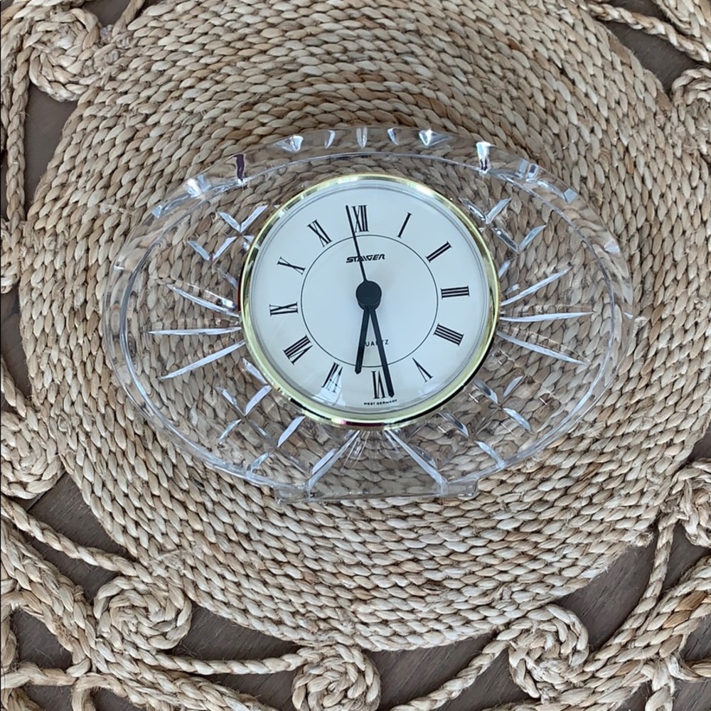 Crystal clock. - Picture 3 of 4